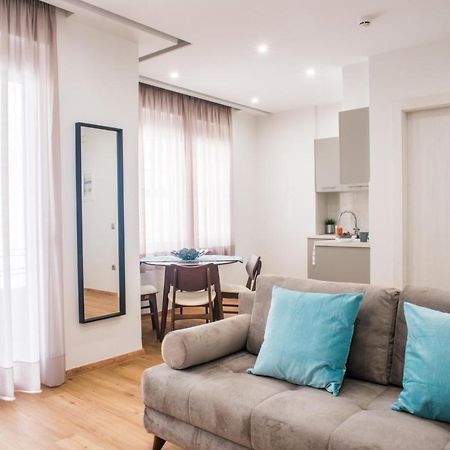 A23 Sunny & Cosy Suite With Balcony Near Parthenon Atenas Exterior foto